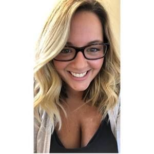 Meet your Posher, Rebecca